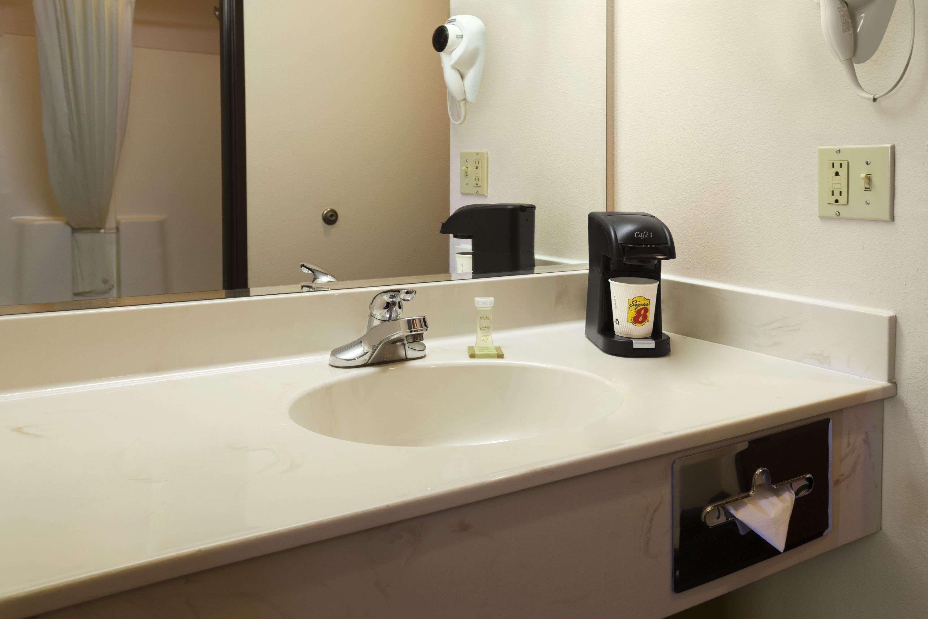 Motel Super 8 By Wyndham Colorado Springs Airport Esterno foto