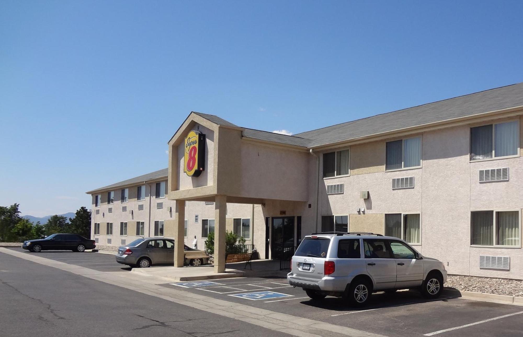 Motel Super 8 By Wyndham Colorado Springs Airport Esterno foto